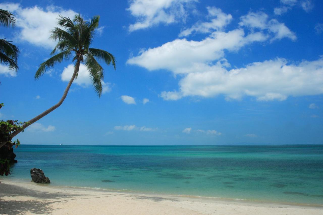 Vila Dhevatara Cove Lipa Noi Exteriér fotografie